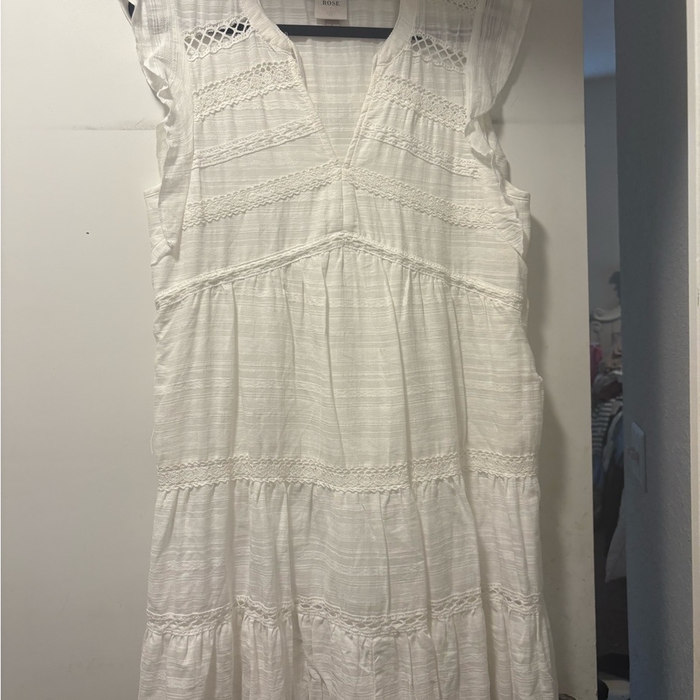 Elegant White Lace Dress